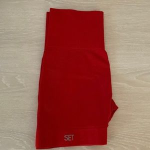 Set Active Red Sculptflex Bike Shorts Size: S